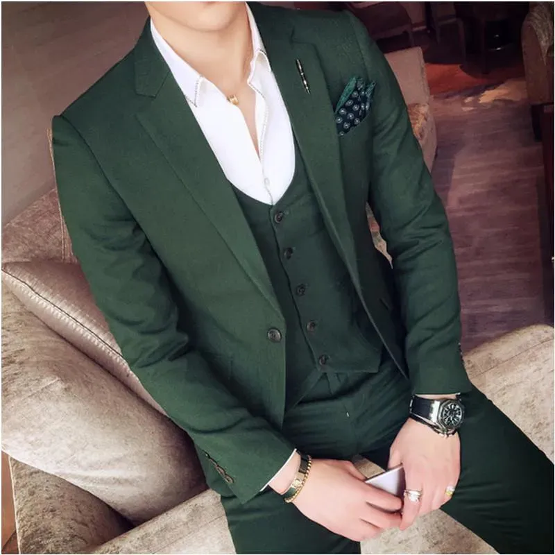 Brand New Khaki Men Wedding Dress Peak Lapel Slim Fit Groom Tuxedos Popular Dinner/Darty Dress 3 Piece Suit Jacket Pants Tie Vest 0636