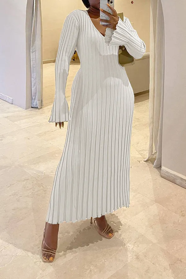 Chic Pleated Trumpet Sleeve Dress