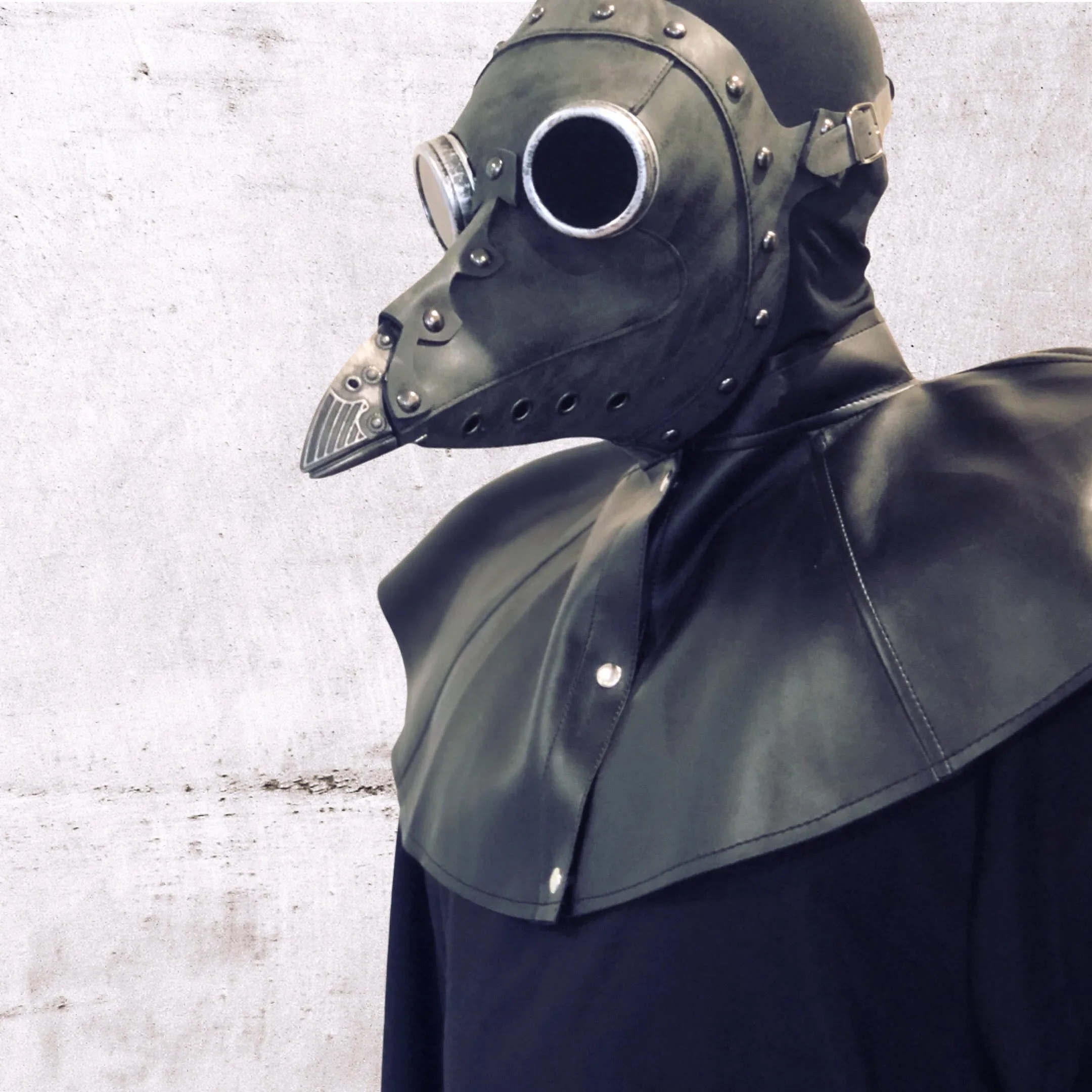 Complete Plague Costume - Goggle Mask