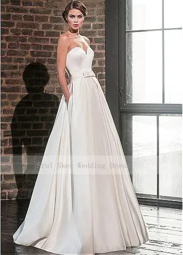 Elegant Sweetheart Satin Wedding Dress with Jacket Long Sleeve Floor Length Bridal Gowns Pockets Robe De Mariage