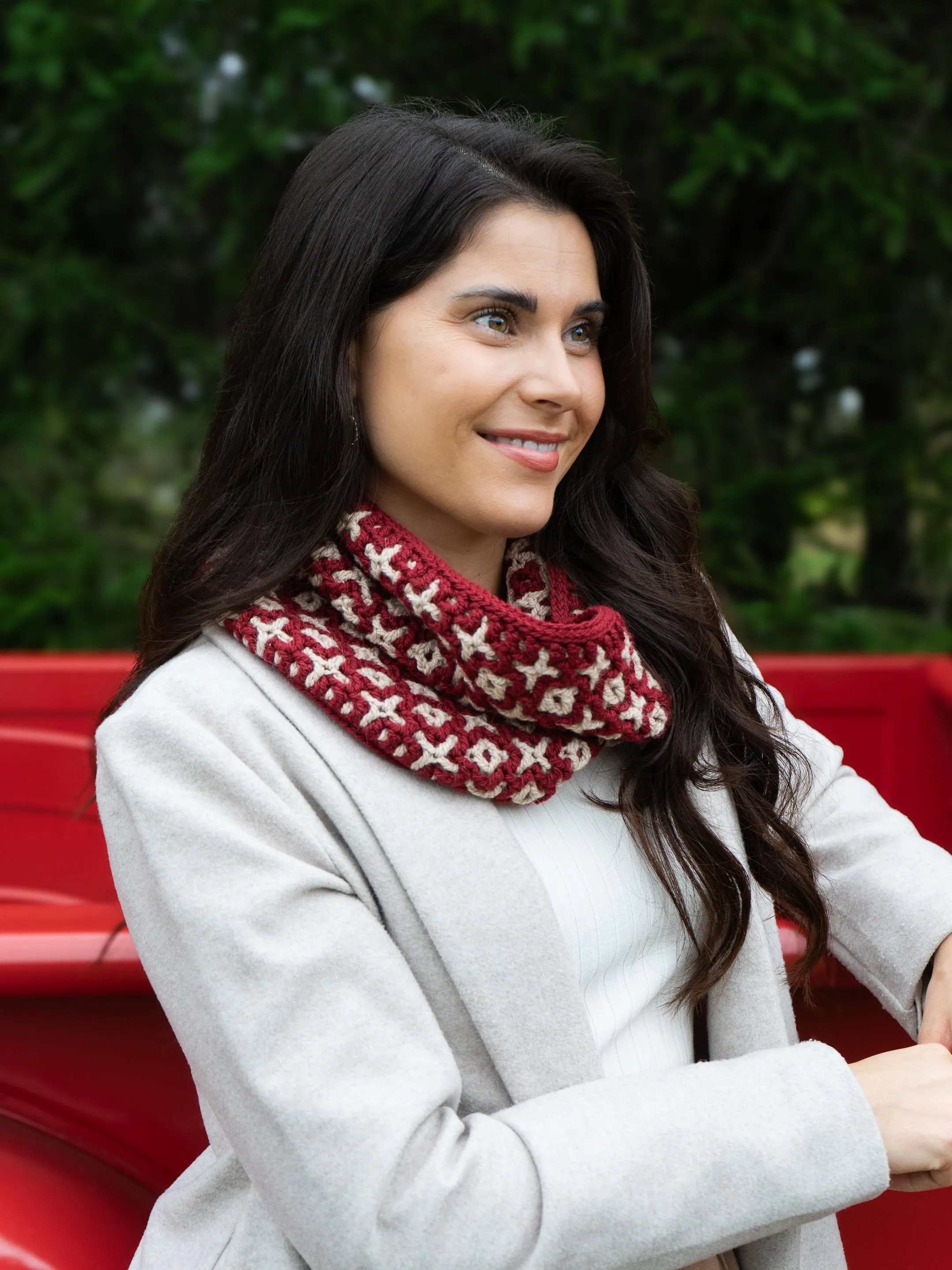 Let it Snow Cowl by Crochet Highway <br/><small>crochet pattern</small>