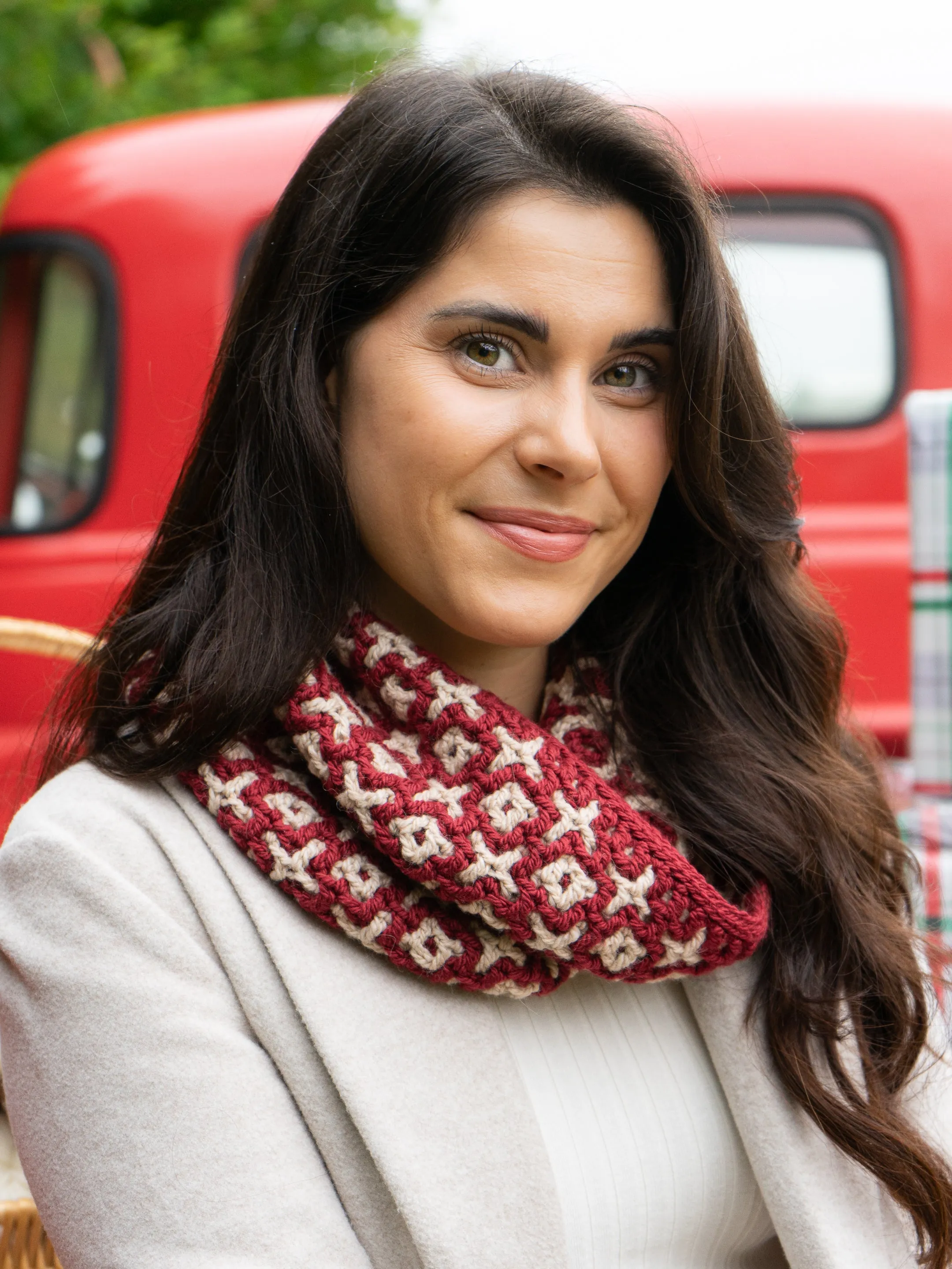 Let it Snow Cowl by Crochet Highway <br/><small>crochet pattern</small>