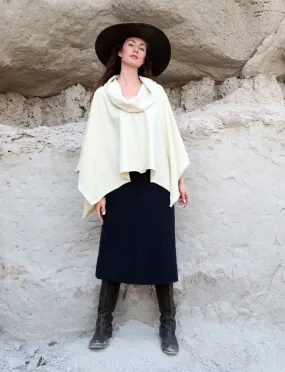 ORGANIC WOOL Nomad Aphrodite Cropped Cape