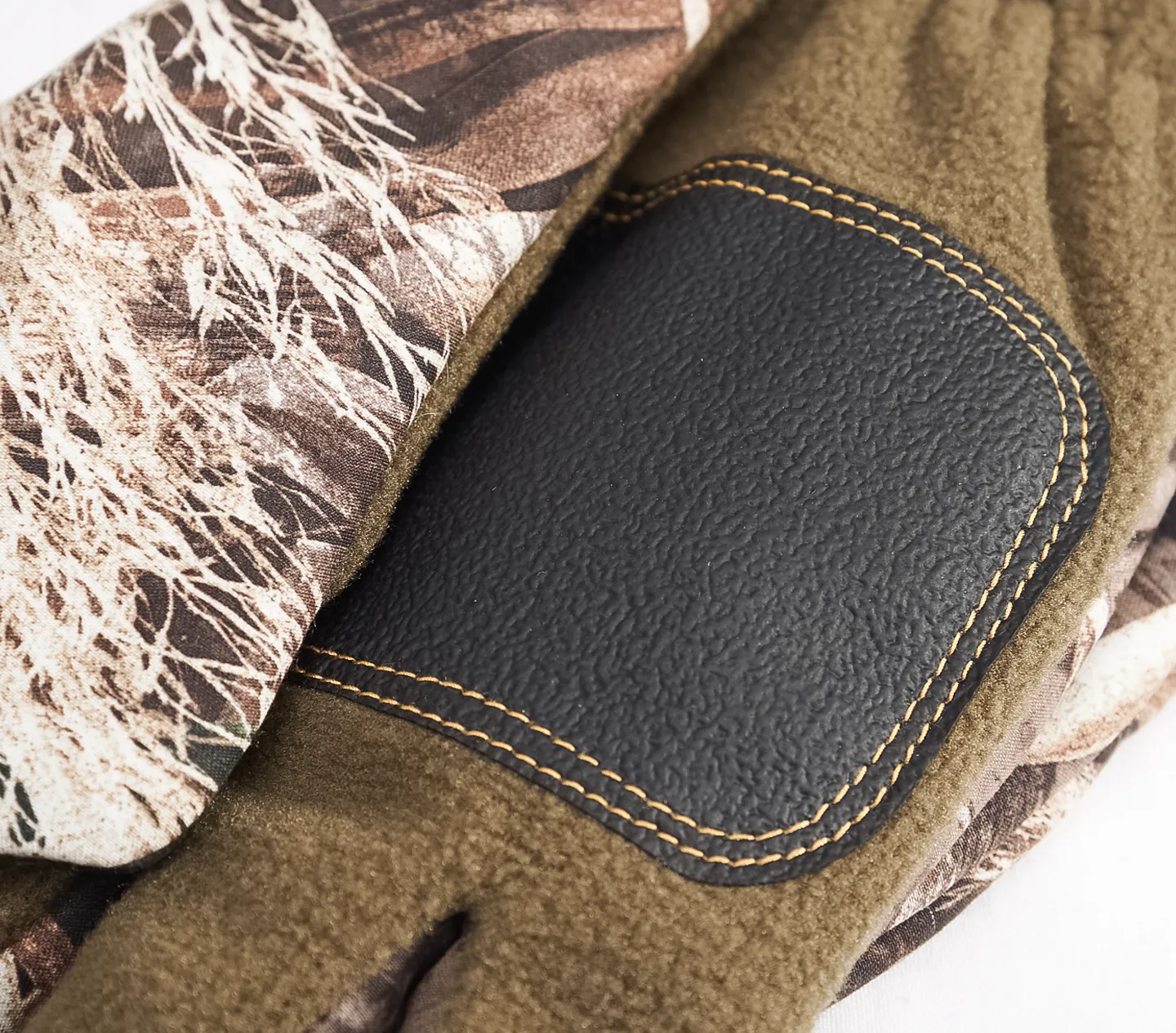 "Bulls-eye" Stretch Fleece Fingerless Pop-Top Mitten - Realtree® MAX-5®