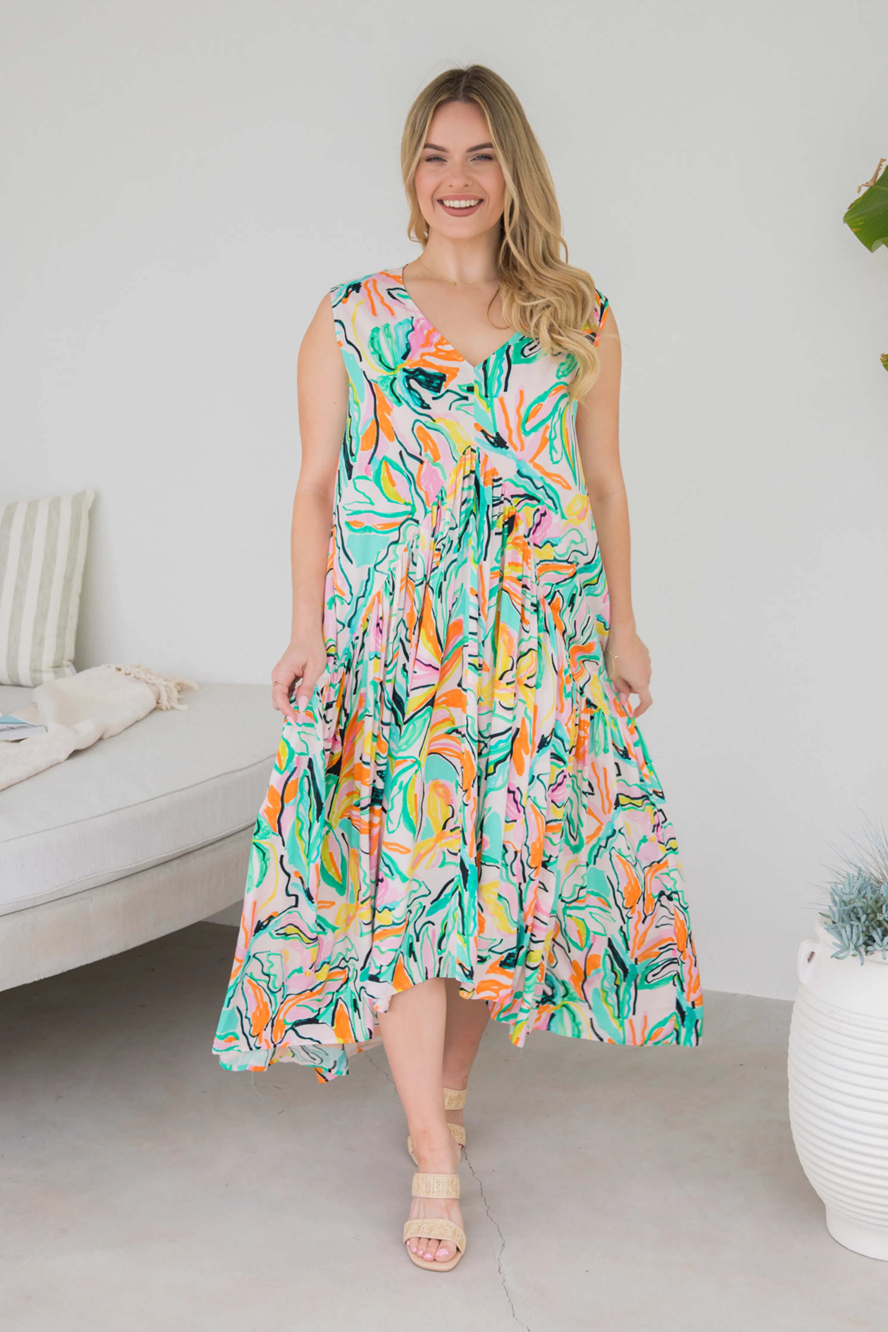 Sleeveless Peak Maxi Dress | Tropicana