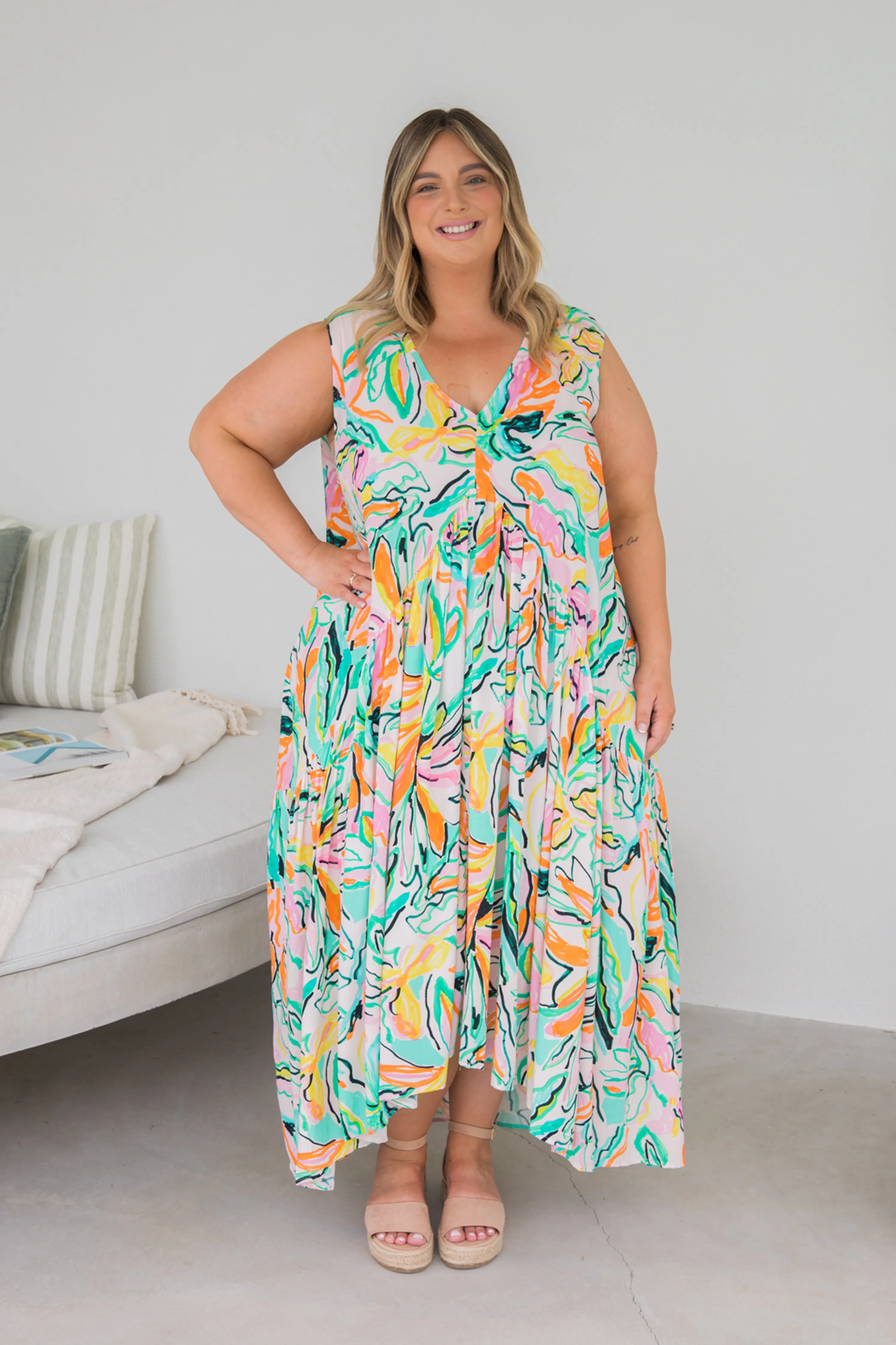 Sleeveless Peak Maxi Dress | Tropicana