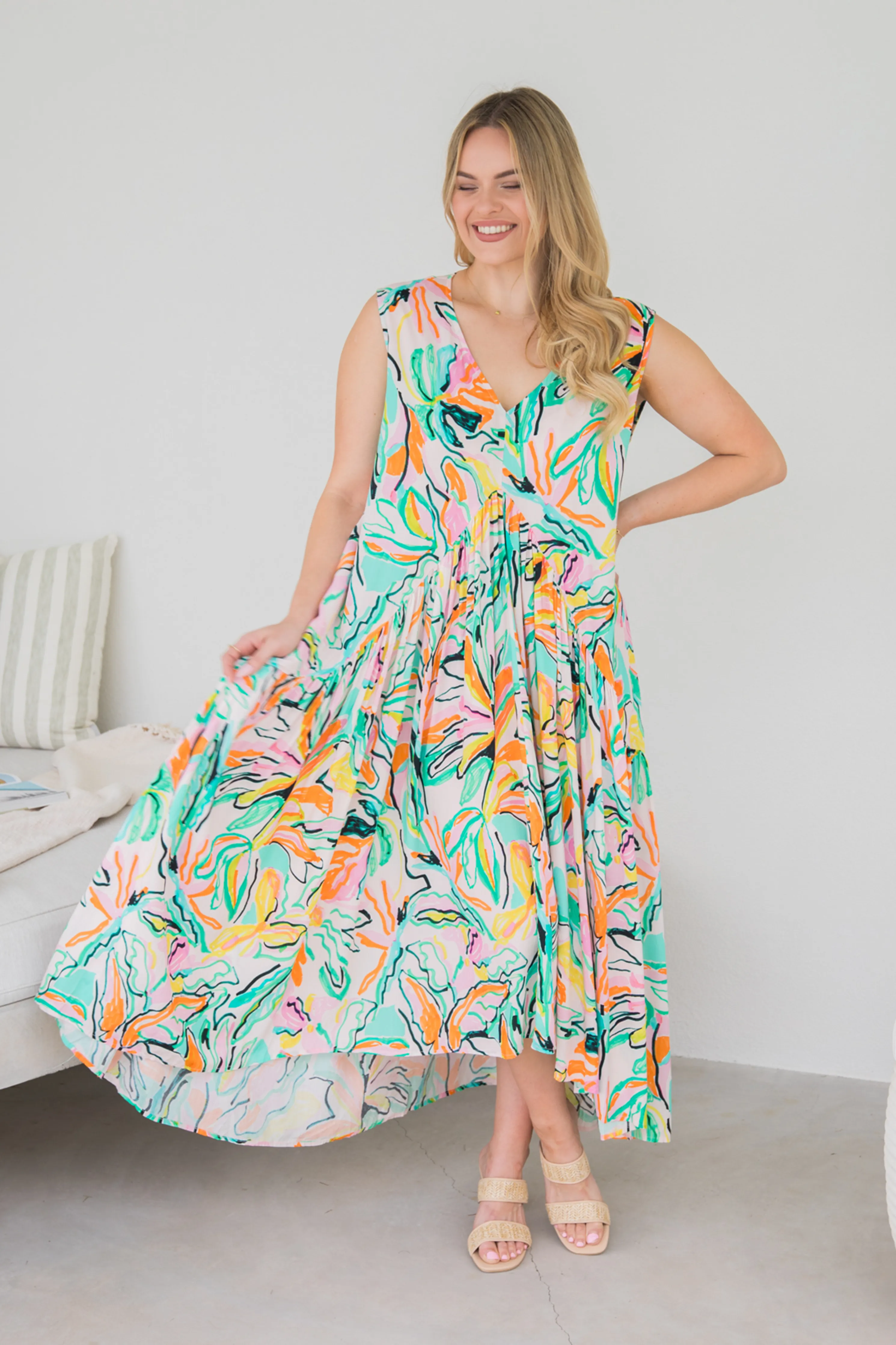 Sleeveless Peak Maxi Dress | Tropicana