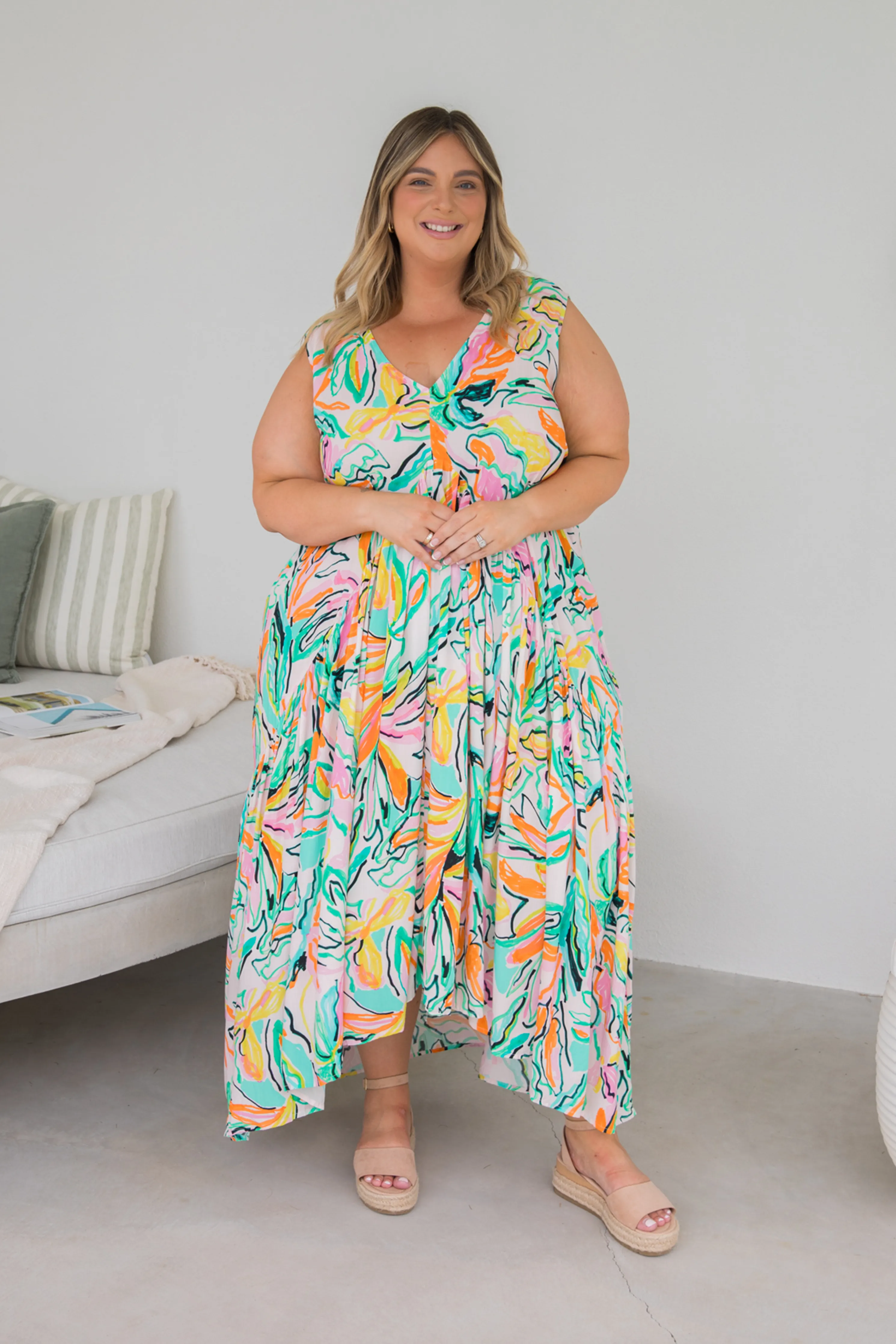 Sleeveless Peak Maxi Dress | Tropicana