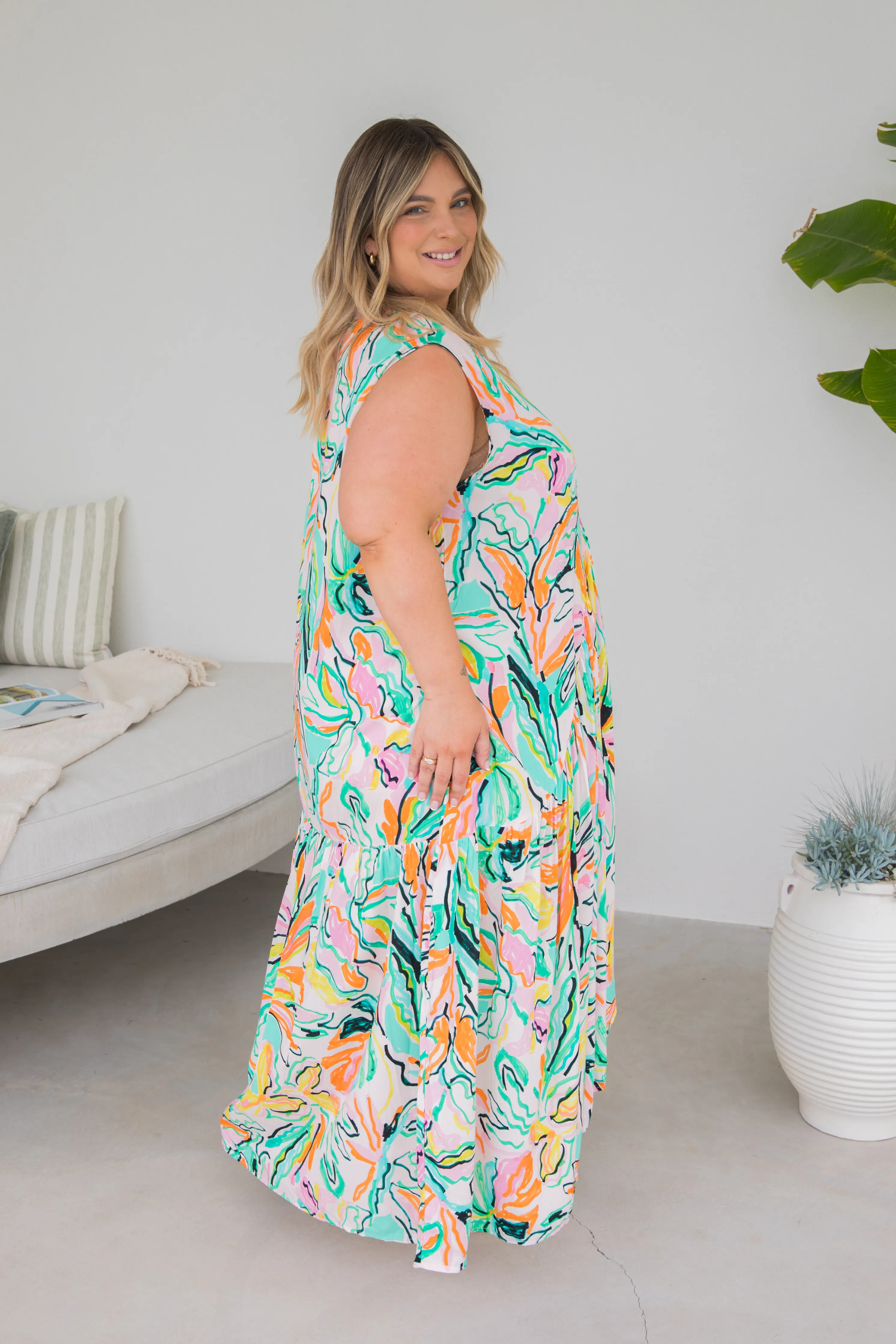 Sleeveless Peak Maxi Dress | Tropicana