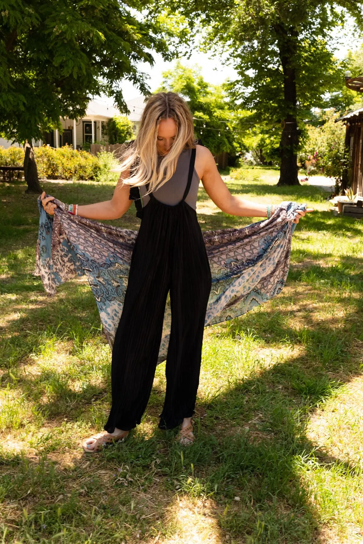 The Nest Forever Relaxed Textured Jumpsuit - Black