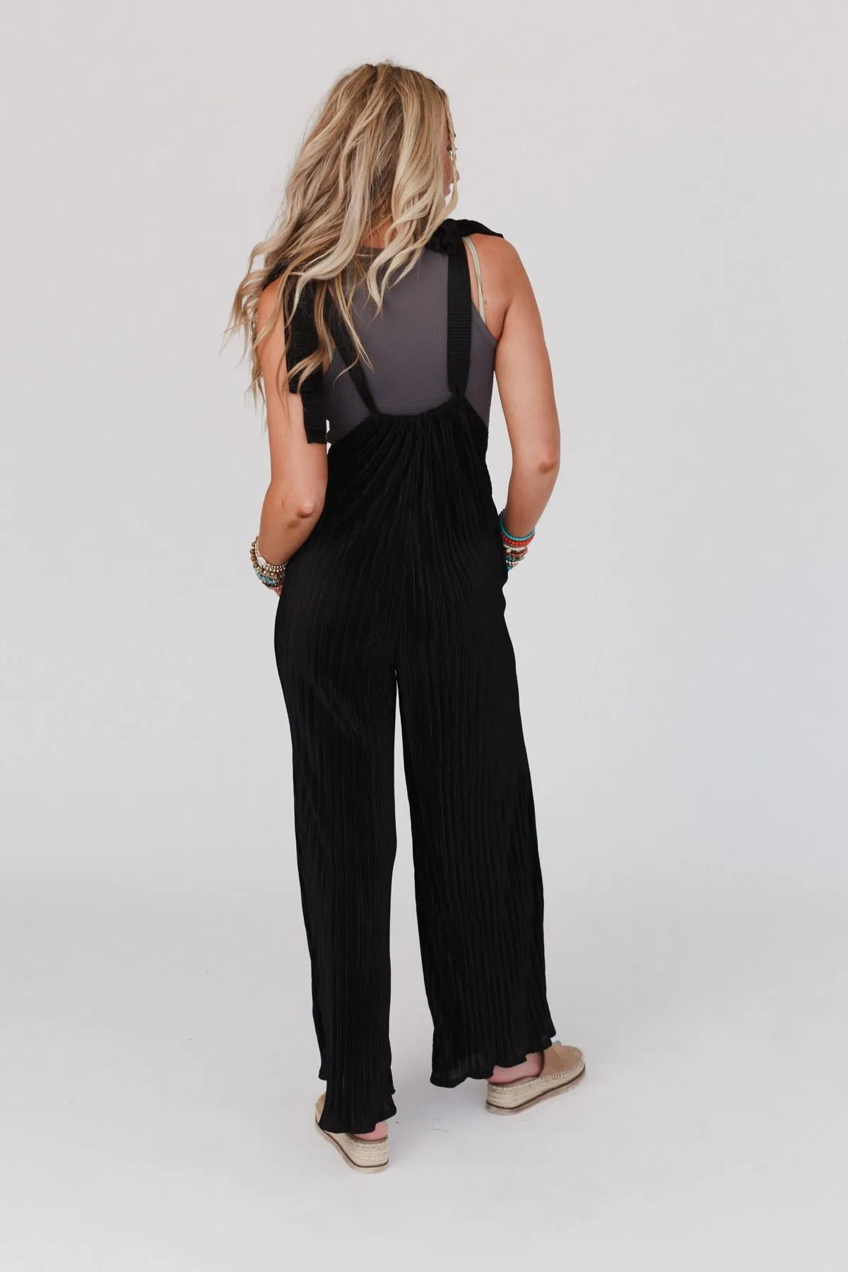 The Nest Forever Relaxed Textured Jumpsuit - Black