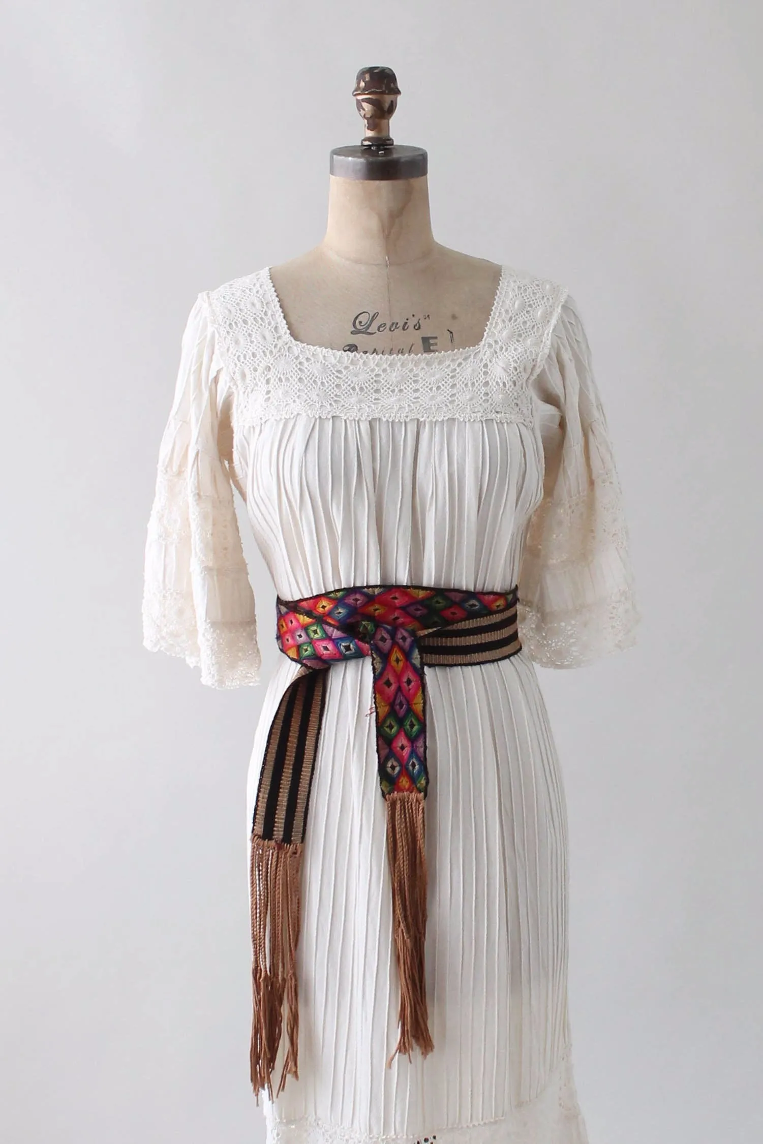 Vintage 1960s Muslin Cotton and Lace Mexican Dress